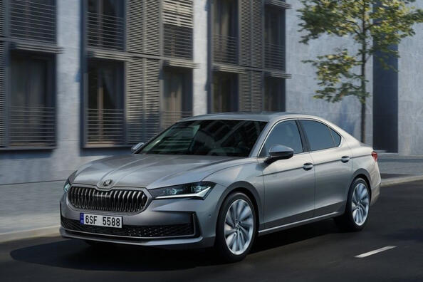 Skoda Superb: огляд четвертого покоління моделі