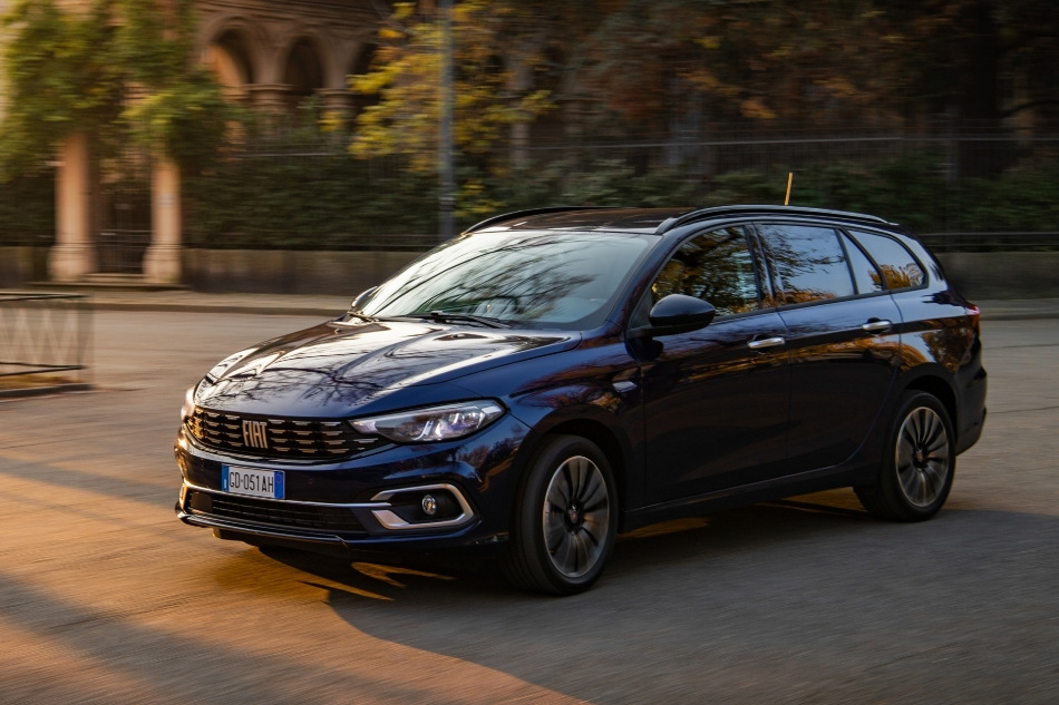 Fiat Tipo Station Wagon: огляд оновленого універсала