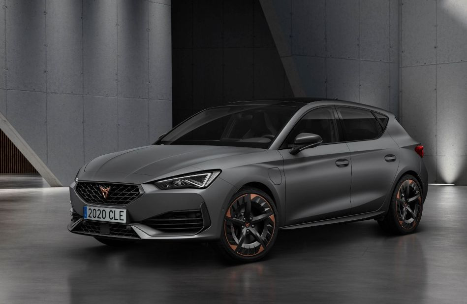 Cupra Leon: спортивний драйв у стильному кузові