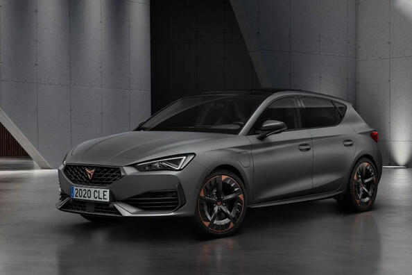 Cupra Leon: спортивний драйв у стильному кузові