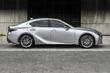 Огляд оновленого седана Lexus IS фото 2