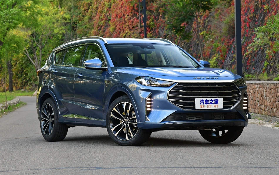 Jetour X70 Plus: огляд кросовера першого покоління