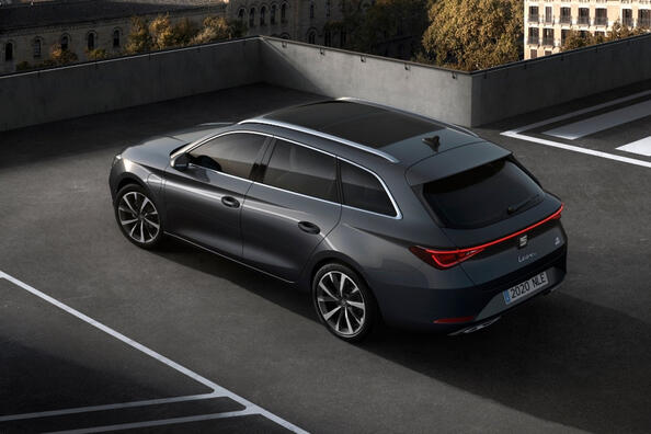 SEAT Leon ST 4 покоління: практичний і стильний універсал Фото 2