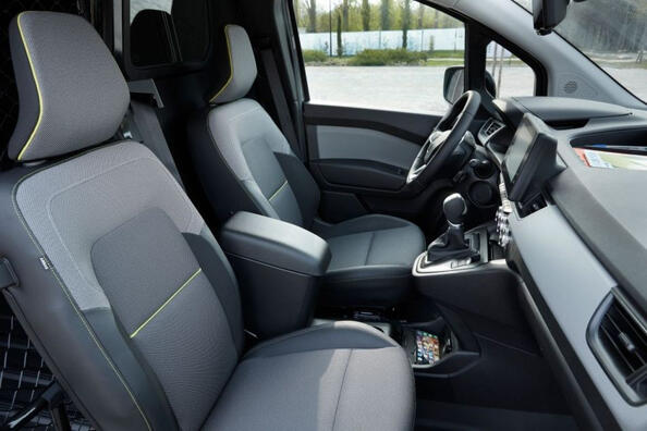 Renault Kangoo Van E-Tech: практичний та екологічний фургон Фото 6