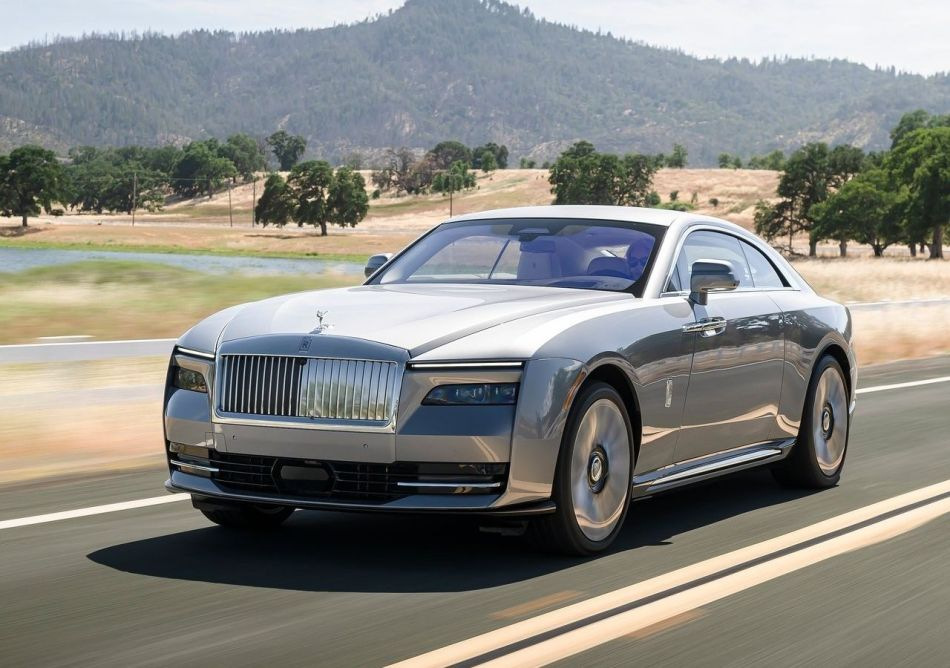 Rolls-Royce Spectre: огляд електричного купе