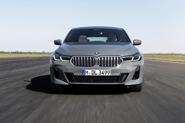 BMW 6 Series Gran Turismo: огляд оновленого ліфтбека Фото 2