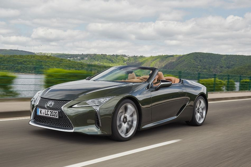 Lexus LC 500 Convertible: розкіш і драйв просто неба