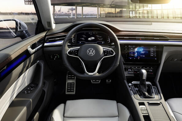 Volkswagen Arteon Shooting Brake: практичний і стильний універсал Фото 6