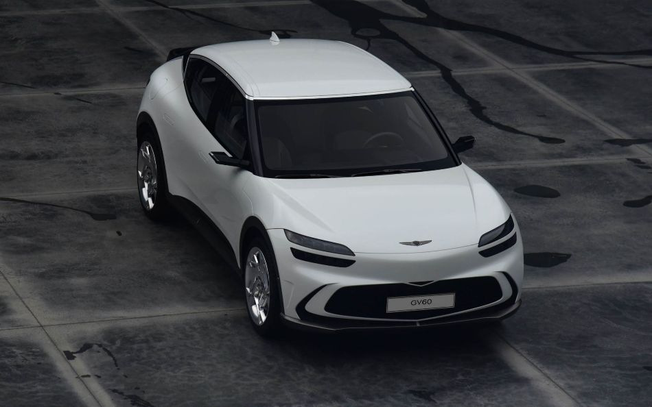 Genesis GV60: огляд розкішного електромобіля