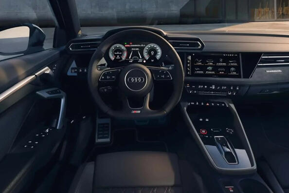 Audi S3 Sportback 2024: оновлений заряджений хетчбек Фото 5