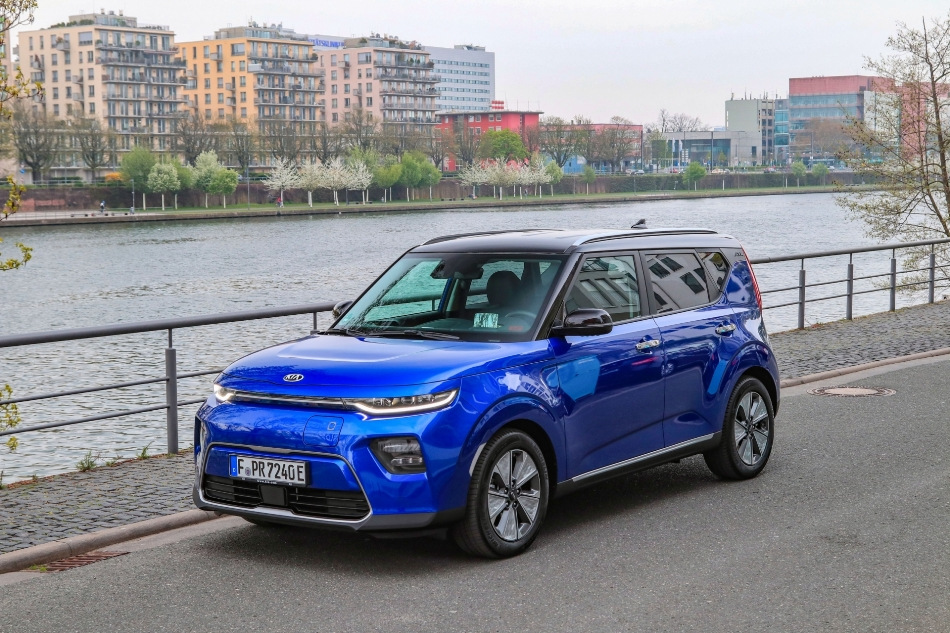 KIA Soul EV: стильний та практичний електромобіль