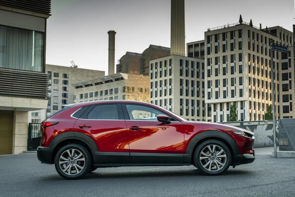 Mazda CX-30: огляд стильного і практичного кросовера Фото 2