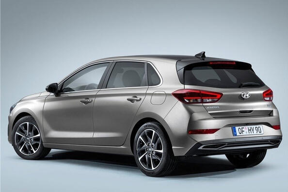 Огляд оновленого хетчбека Hyundai i30 третього покоління Фото 4