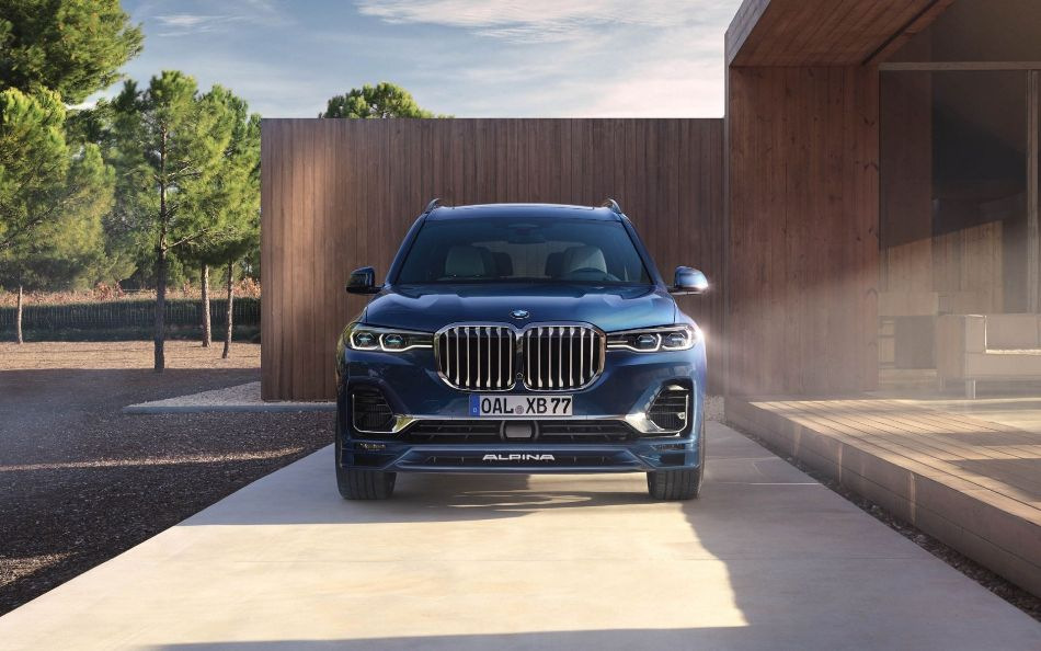 Огляд кросовера Alpina XB7