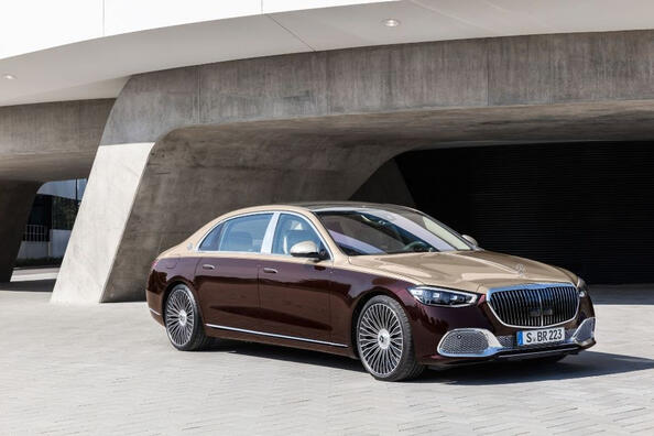 Mercedes-Maybach S-Class II покоління: огляд розкішного седана Фото 2
