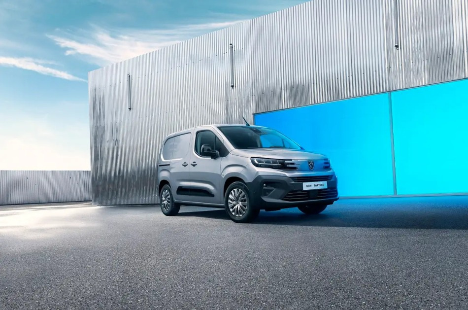 Огляд оновленого фургона Peugeot Partner 2024