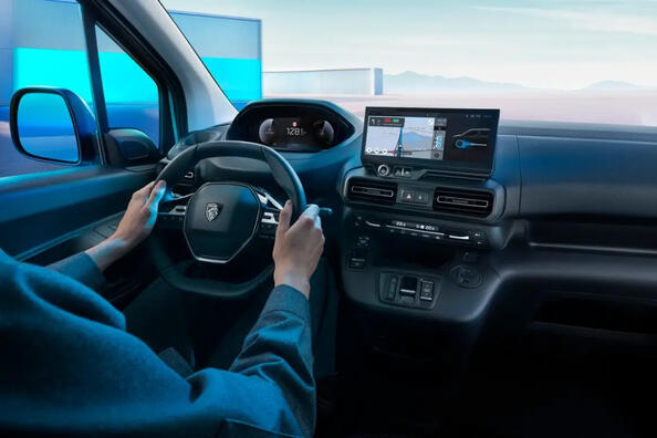 Огляд оновленого фургона Peugeot Partner 2024 Фото 4
