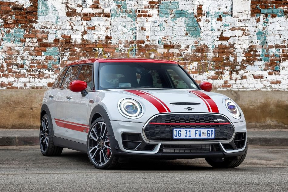 Огляд високопродуктивного універсала MINI John Cooper Works Clubman