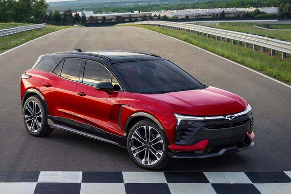 Огляд стильного електричного кросовера Chevrolet Blazer EV