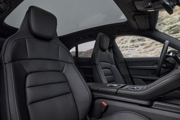 Porsche Taycan Cross Turismo 2024: оновлений електричний універсал Фото 6