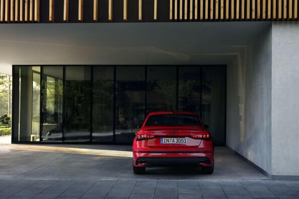 Оновлений Audi A3 Sedan 2024: еволюція стилю та технологій Фото 3