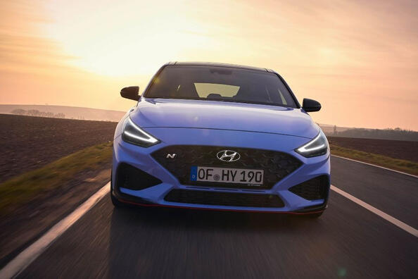 Hyundai i30 N: корейський хот-хетч кидає виклик Фото 3