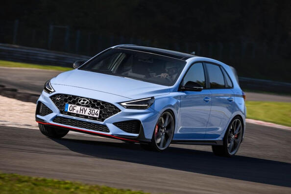 Hyundai i30 N: корейський хот-хетч кидає виклик Фото 2