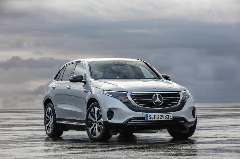 Огляд електричного кросовера Mercedes-Benz EQC