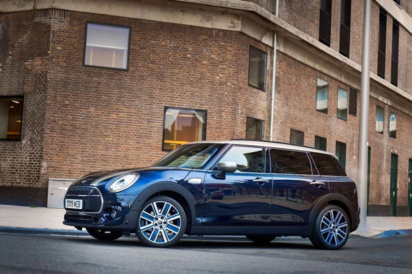 Огляд оновленого MINI Clubman: більше стилю та комфорту Фото 1