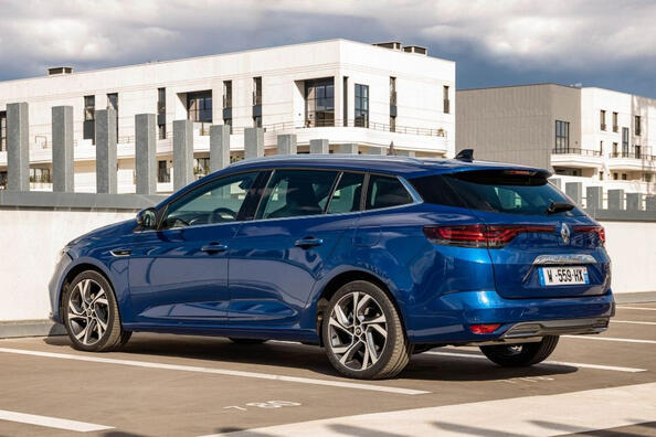 Renault Megane Estate: оновлений універсал для активного життя Фото 3