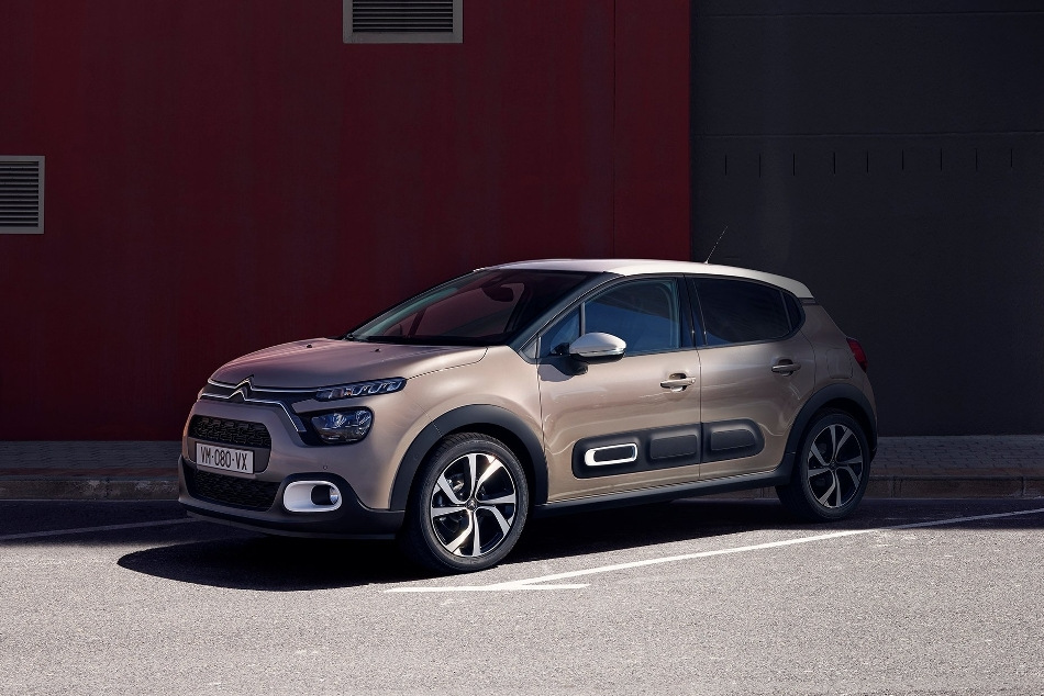 Огляд оновленого міського хетчбека Citroen C3