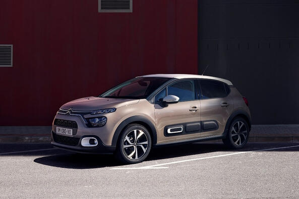 Огляд оновленого міського хетчбека Citroen C3