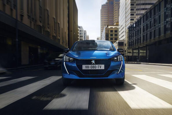 Огляд електричної модифікації хетчбека Peugeot e-208