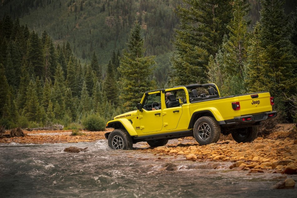 Огляд Jeep Gladiator 2024: рестайлінг позашляхового пікапа