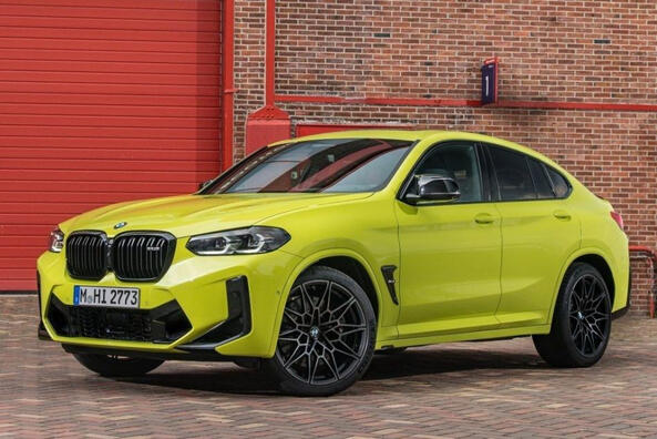 Огляд BMW X4 M Competition: заряджений крос-купе