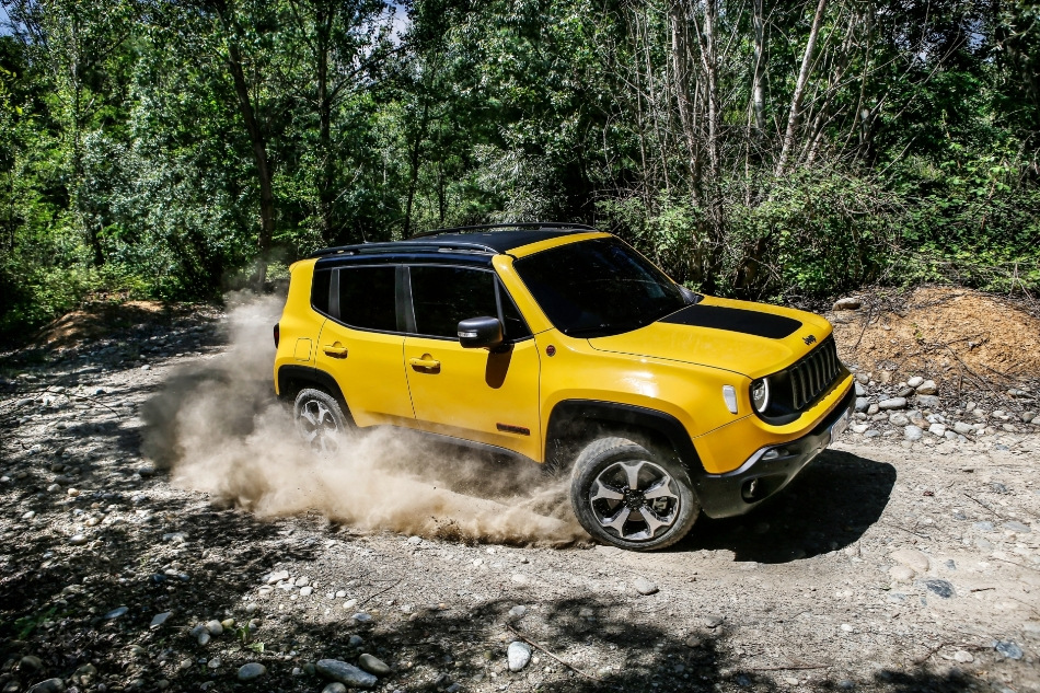 Огляд фейсліфтингової версії кросовера Jeep Renegade