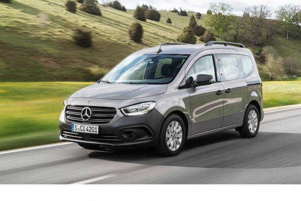 Mercedes-Benz Citan Combi: практичний і комфортний компактвен Фото 3