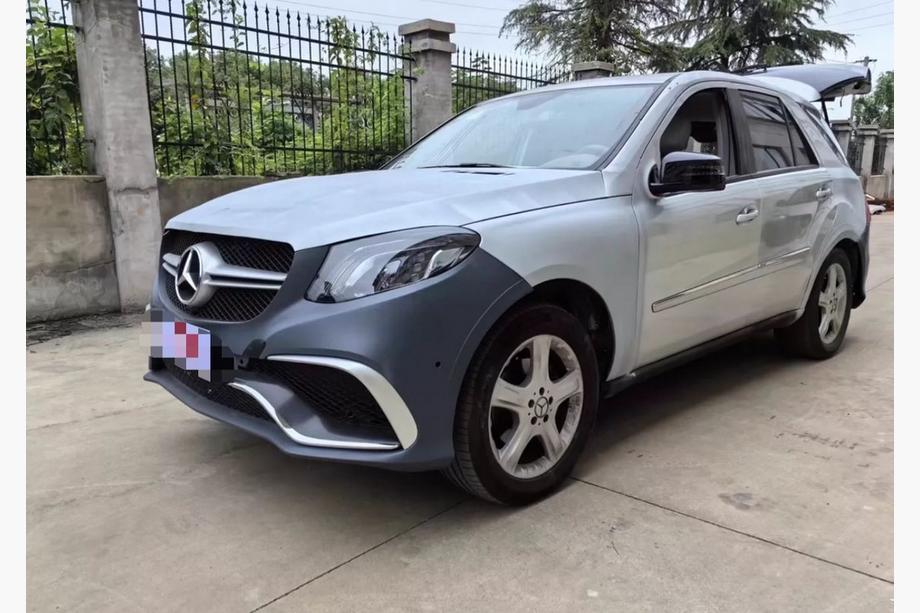 Mercedes ML W164 2005-2011 рр. Комплект рестайлінгу в W166 GLE63 AMG Фото 2