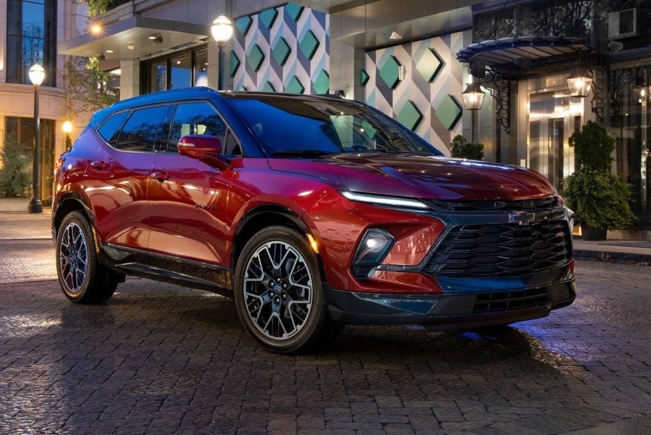 Оновлений кросовер Chevrolet Blazer