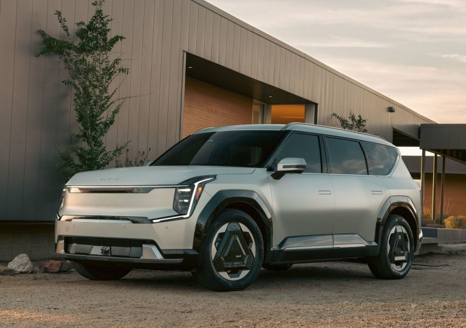 Огляд нового електричного кросовера Kia EV9