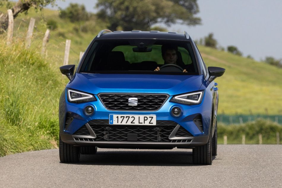 SEAT Arona: свіжий погляд на компактний кросовер
