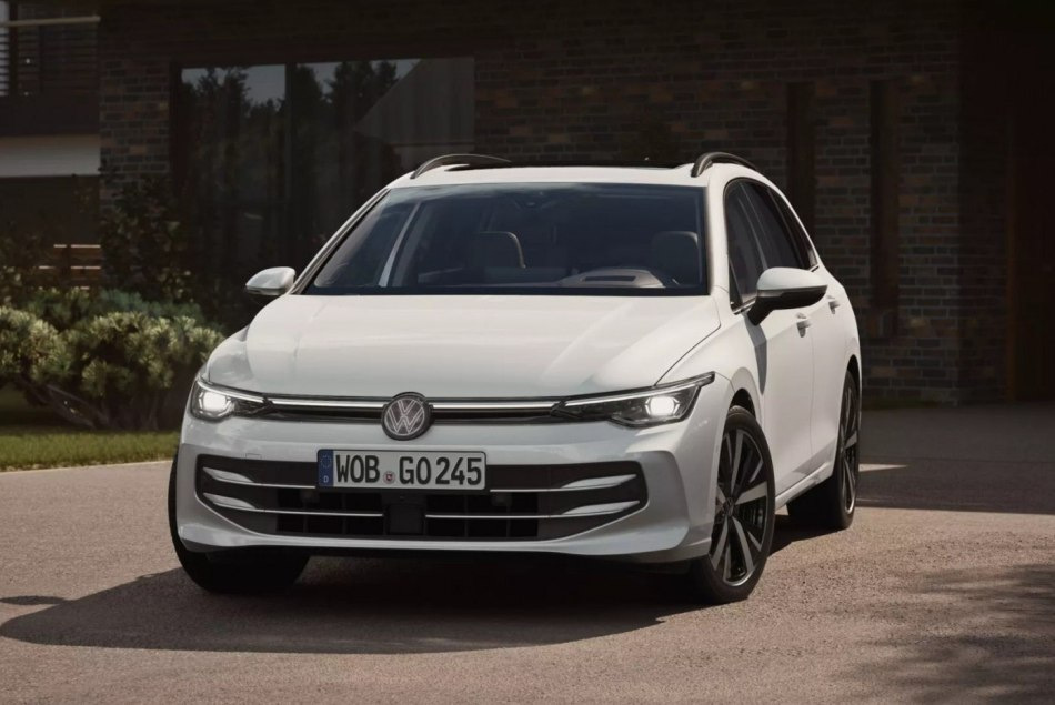 Огляд Volkswagen Golf Variant восьмого покоління 2024 року