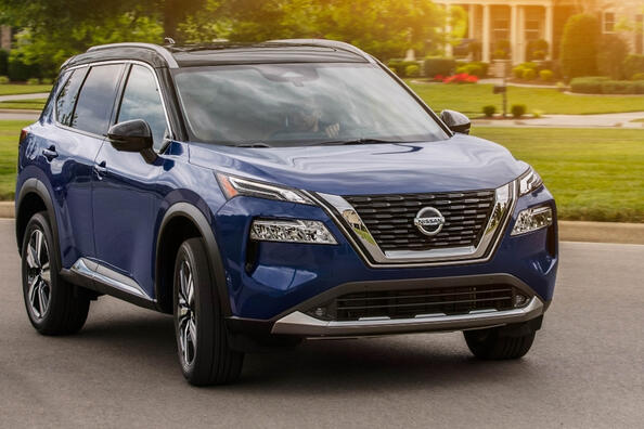 Кросовер Nissan Rogue: огляд третього покоління