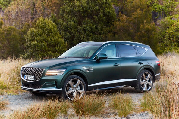 Кросовер Genesis GV80 – втілення розкоші та високих технологій Фото 1