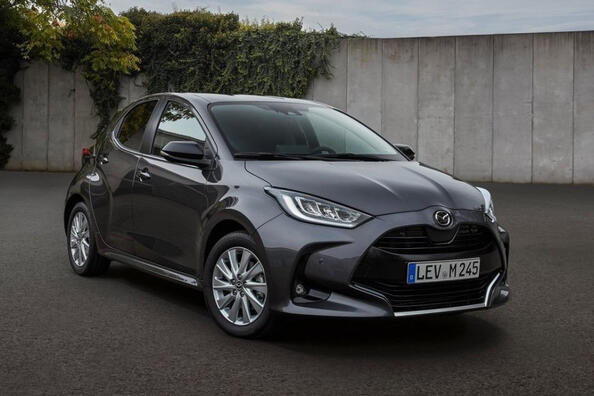 Субкомпактний хетчбек Mazda 2 Hybrid