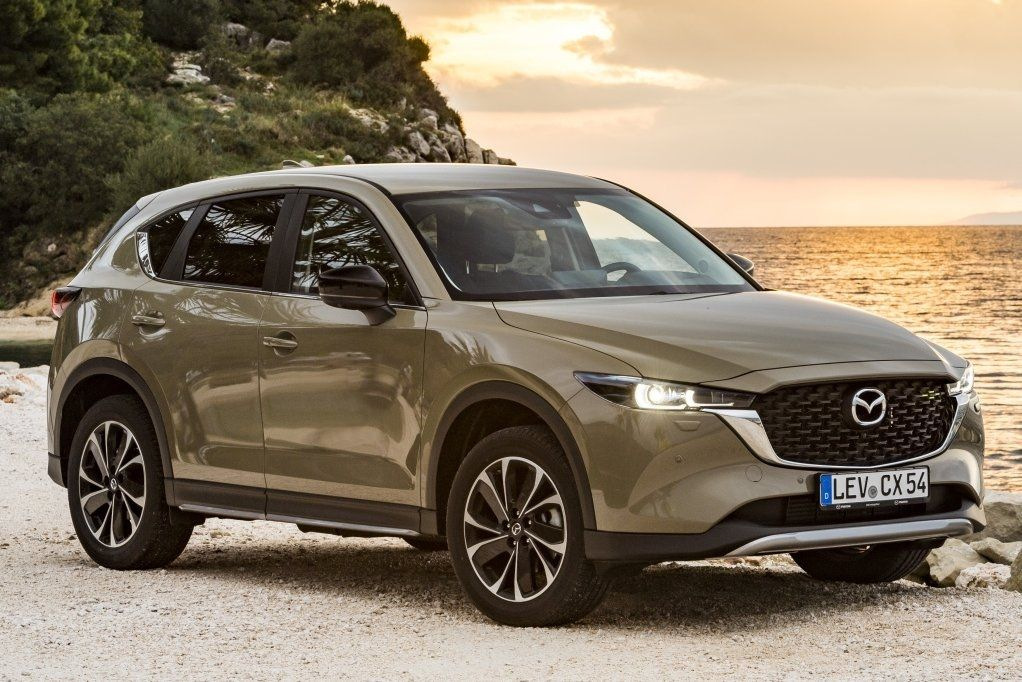 Огляд рестайлінгу Mazda CX-5 другого втілення