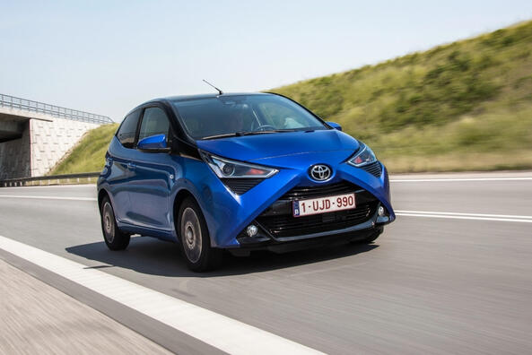 Огляд рестайлінгу Toyota Aygo другого покоління Фото 2
