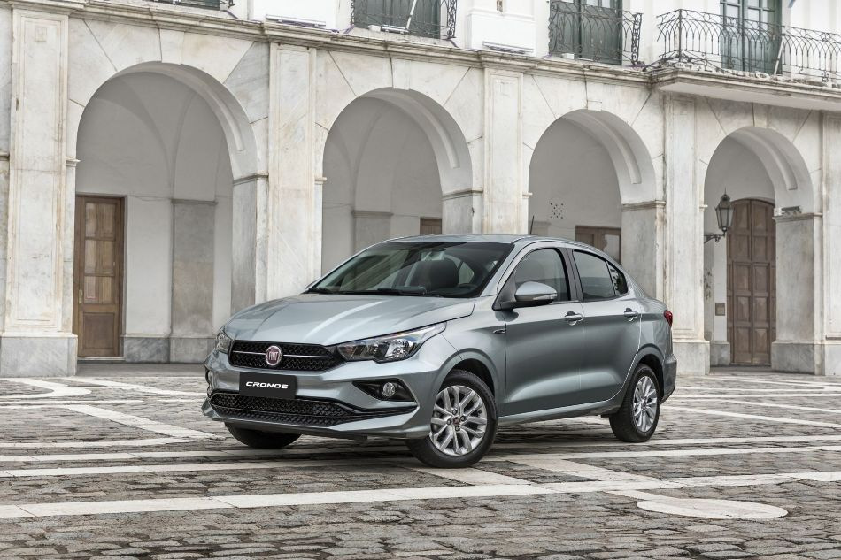 Огляд седана Fiat Cronos
