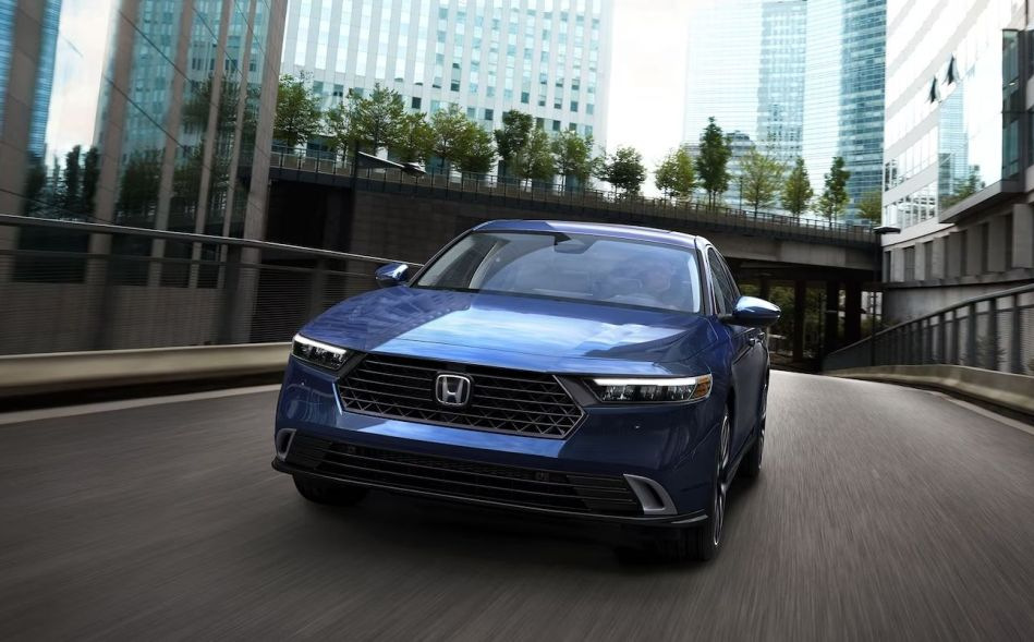 Огляд седана Honda Accord одинадцятого покоління