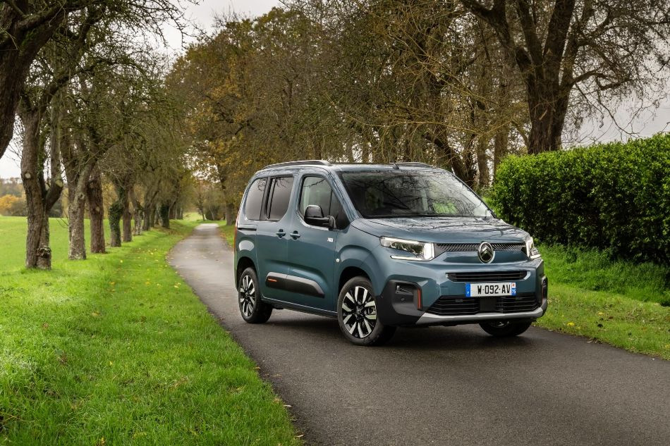 Огляд рестайлінгового електричного Citroen e-Berlingo третього покоління